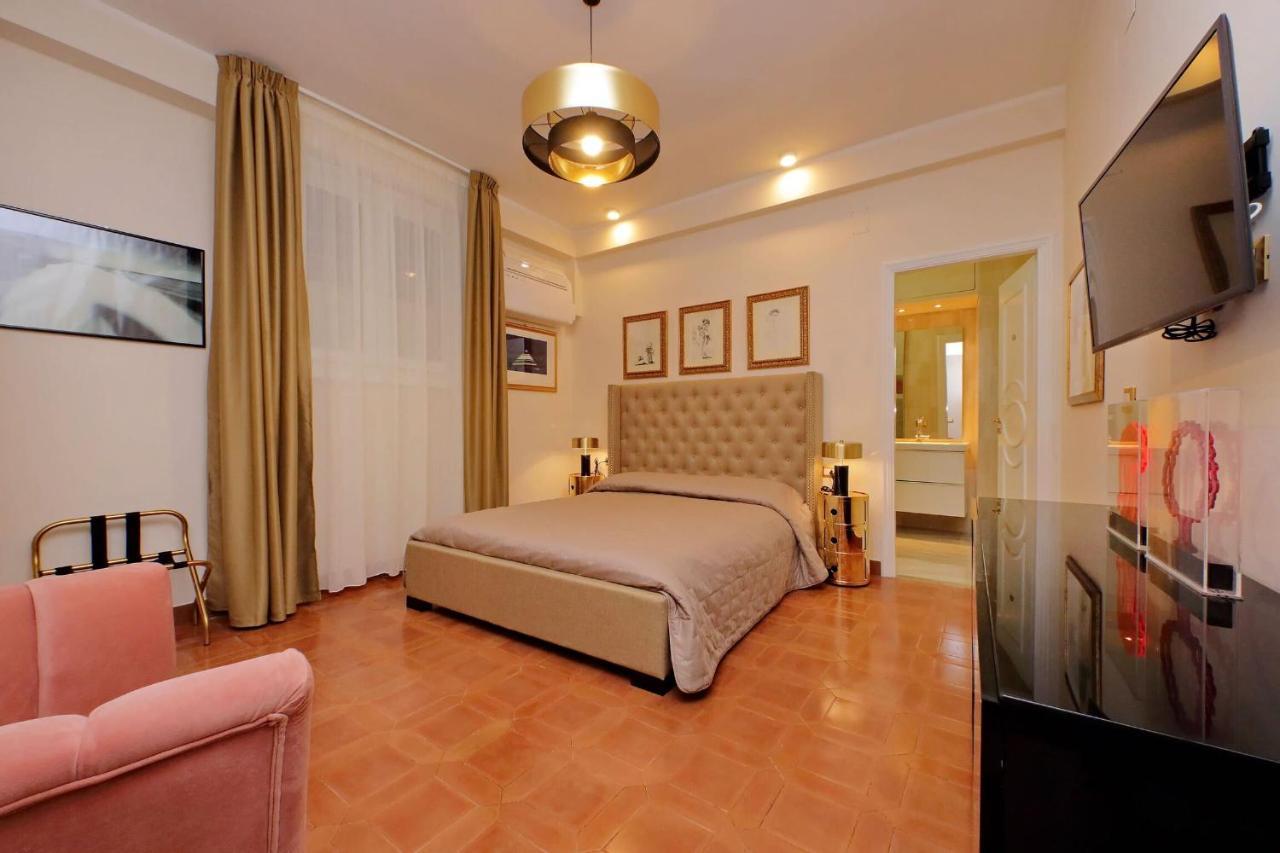 Appartement Luxury Di San Giacomo à Rome Extérieur photo