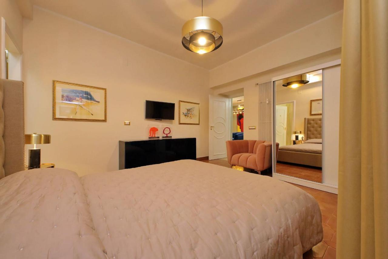 Appartement Luxury Di San Giacomo à Rome Extérieur photo
